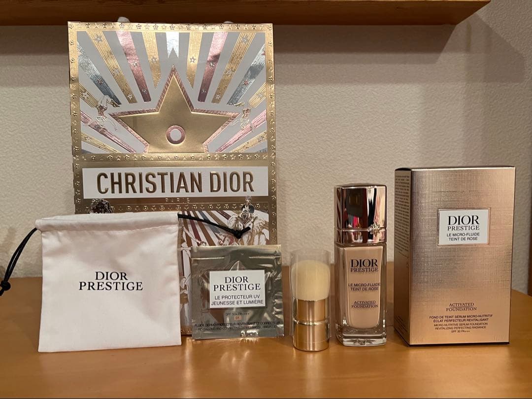 ディオール　プレステージ ル　マイクロフルイドタン0.5N　ショッパー　サンプル