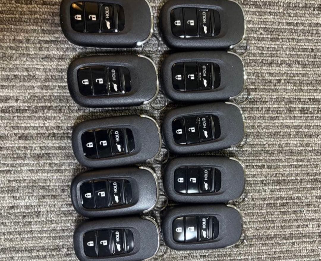 ホンダの未使用キーレスエントリー10個セット。