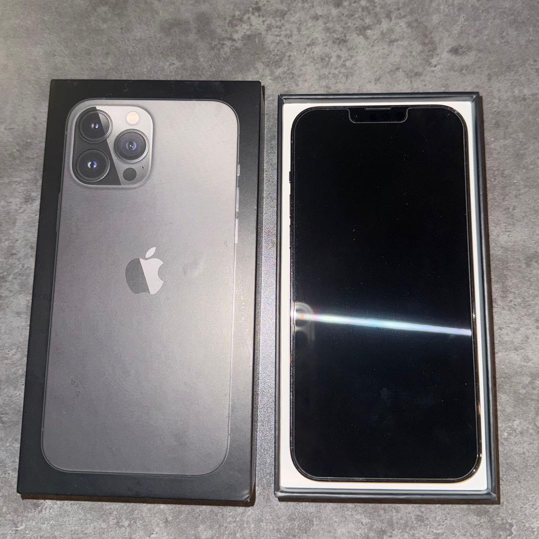 【美品】iPhone13 ProMax SIMフリー 256GB グラファイト