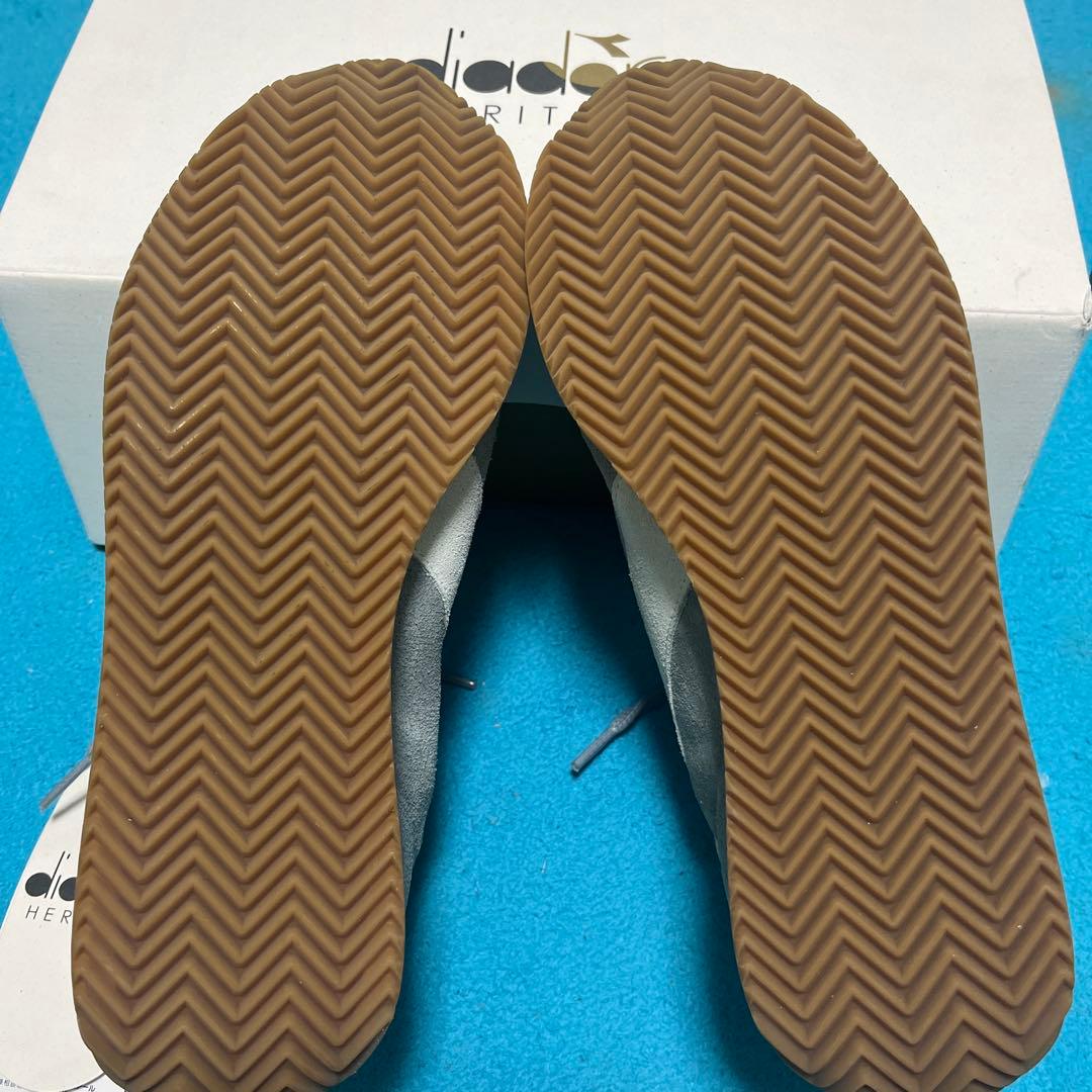 diadora Heritage スニーカー グレー/レッド　イタリア