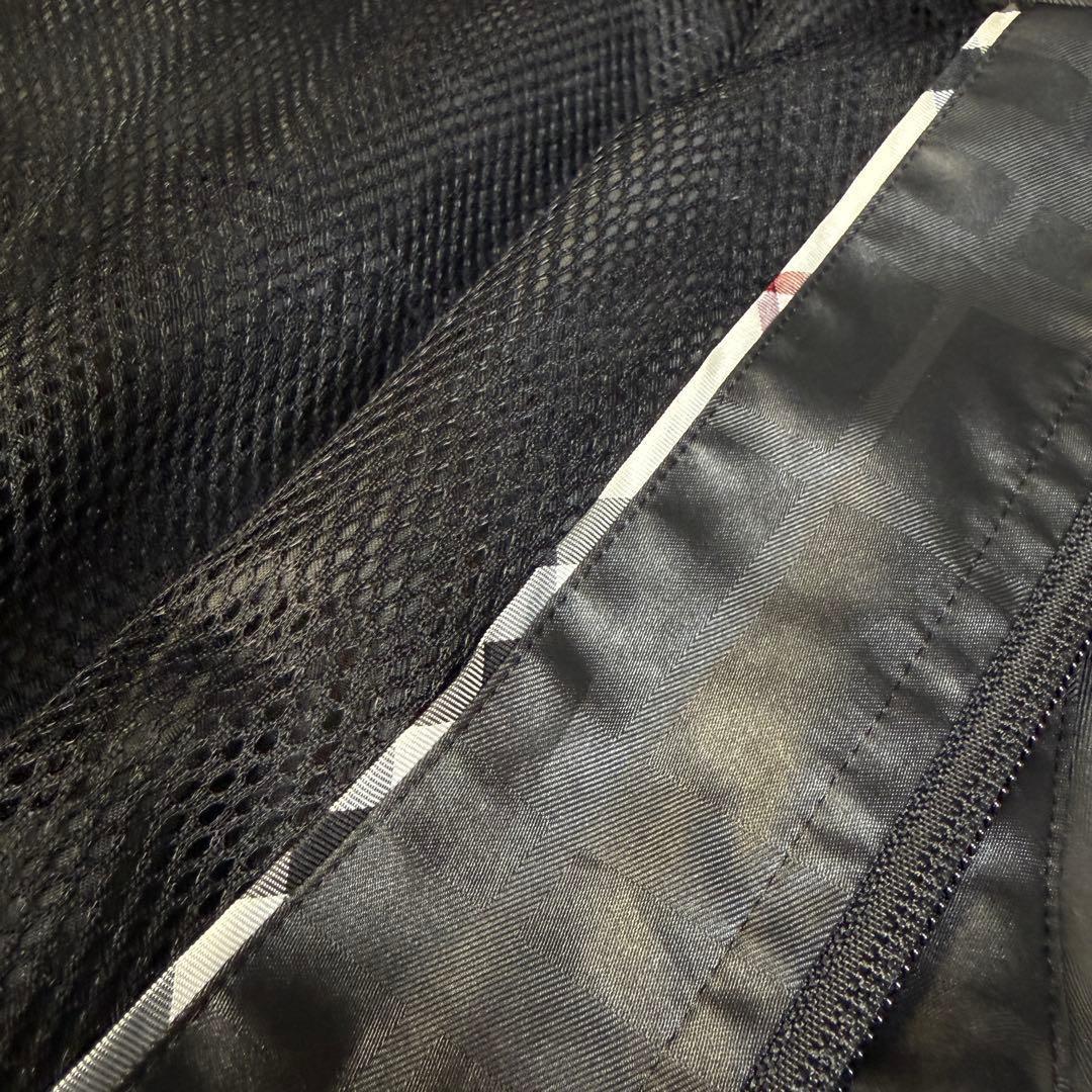 美品 バーバリーブラックレーベル シャドーチェック フーディージャケット 黒 M