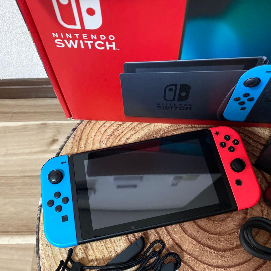 Nintendo Switch ニンテンドースイッチ本体　ネオン ①