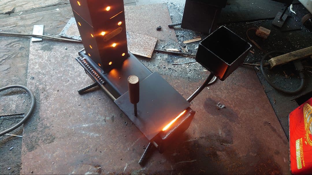 廃油ストーブ　本物　【エコノミー】アースデザイン