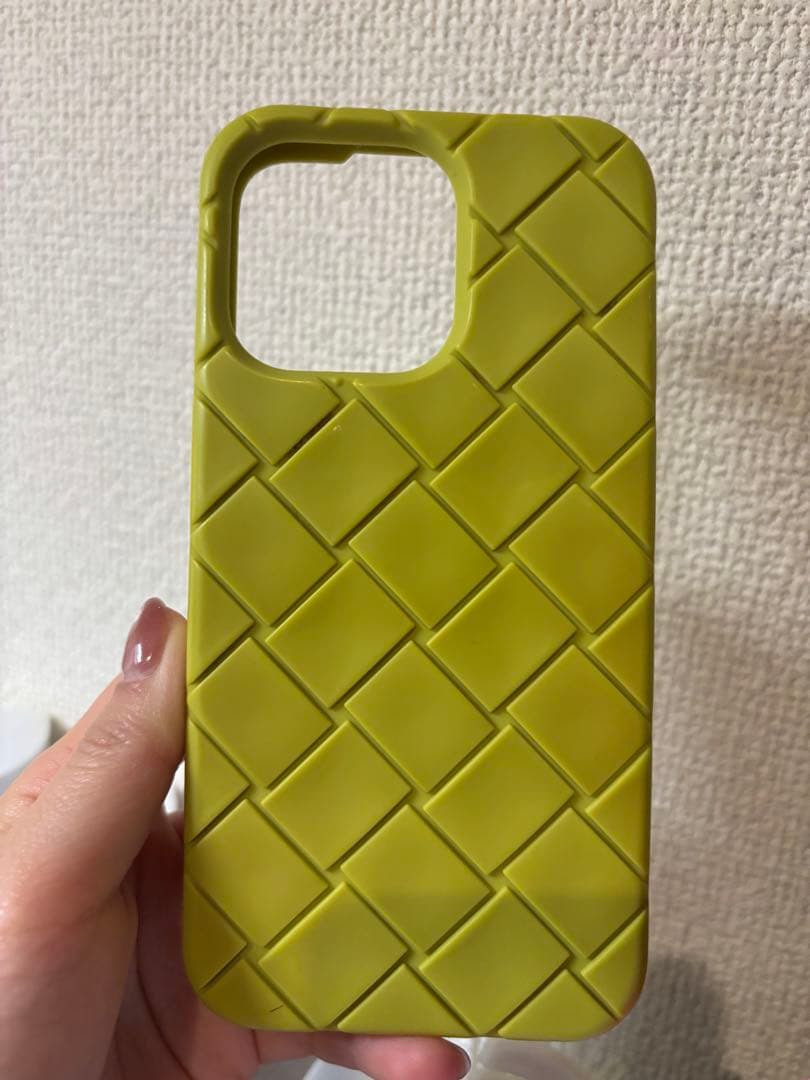 Bottega Veneta シリコンケース iPhone15Pro用