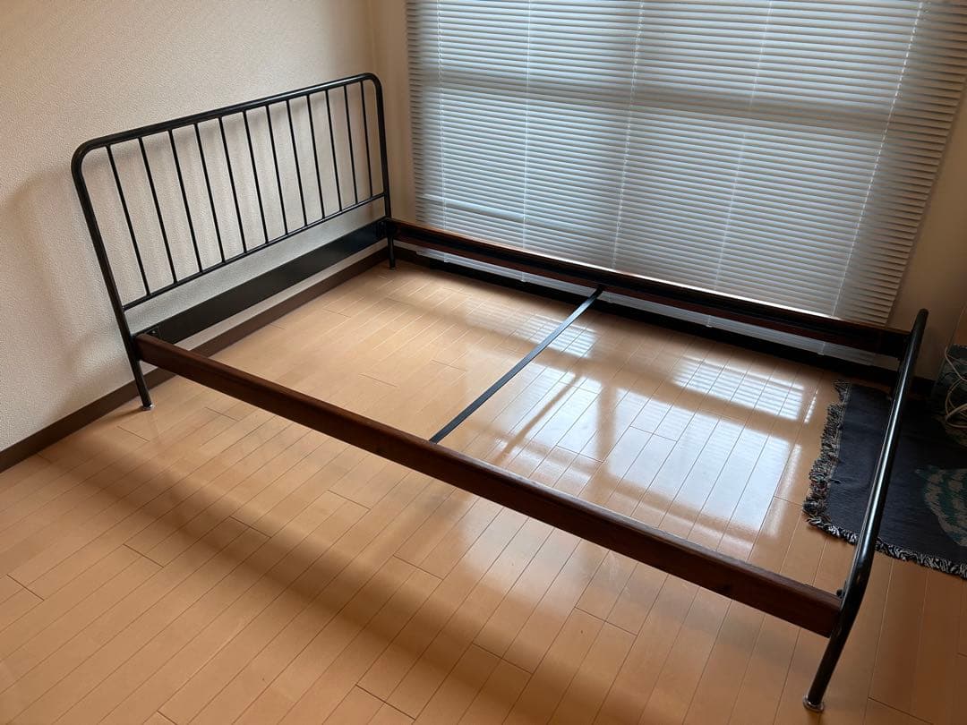 ジャーナルスタンダード　ファニチャー　セミダブルベッド