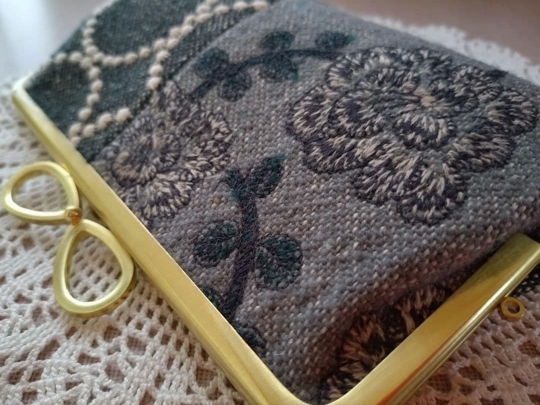 1262 ミナペルホネン yula 親子がま口長財布