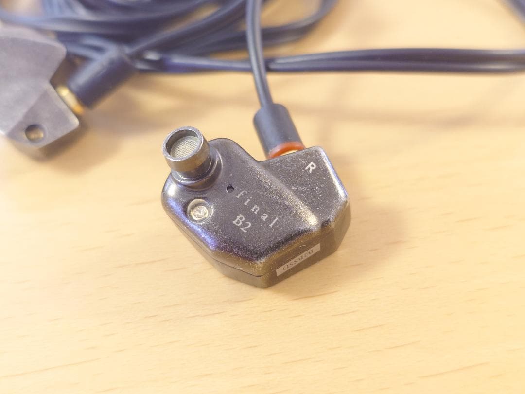 final B2【FI-B2BSSD】(付属品欠品なし)