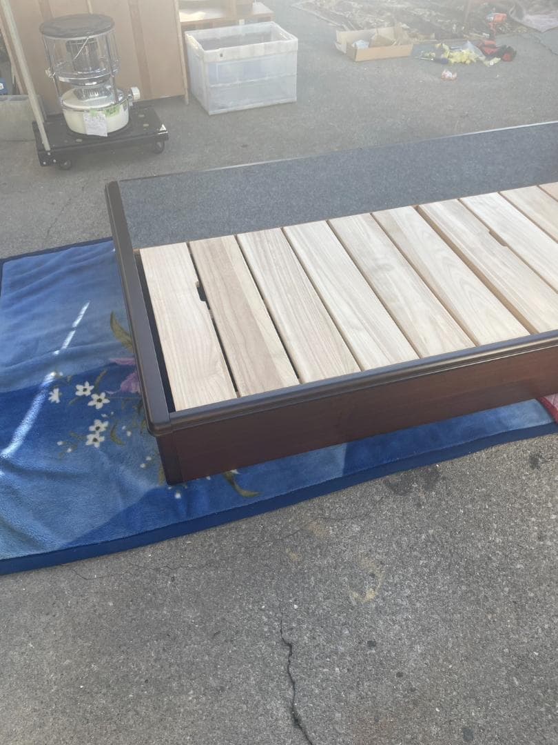 T♢918 シモンズ セミダブルベッドフレーム 引き出し付 地域限定組立送料無料