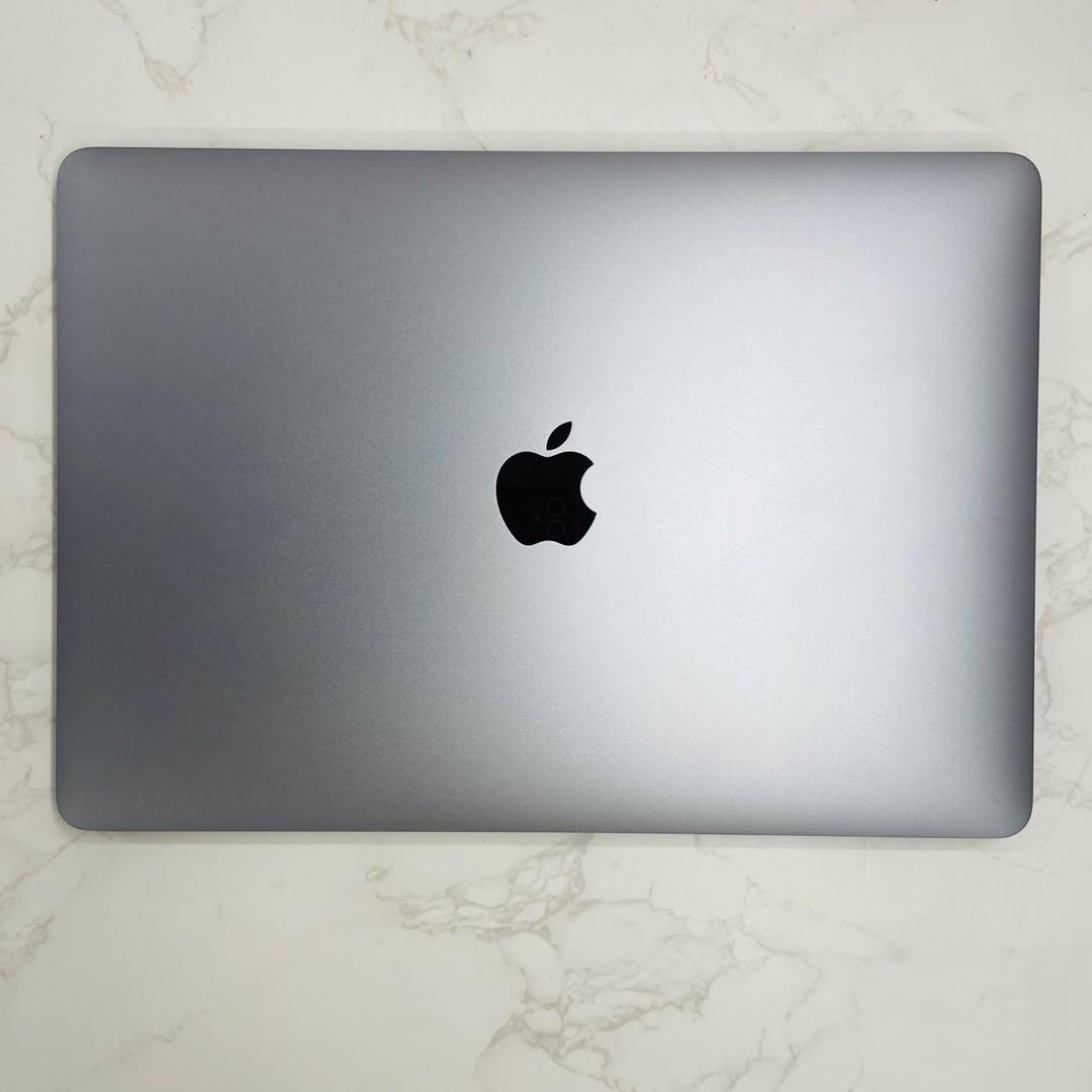 Macbook pro 13インチ M1 16GB 512GB 充放電55回