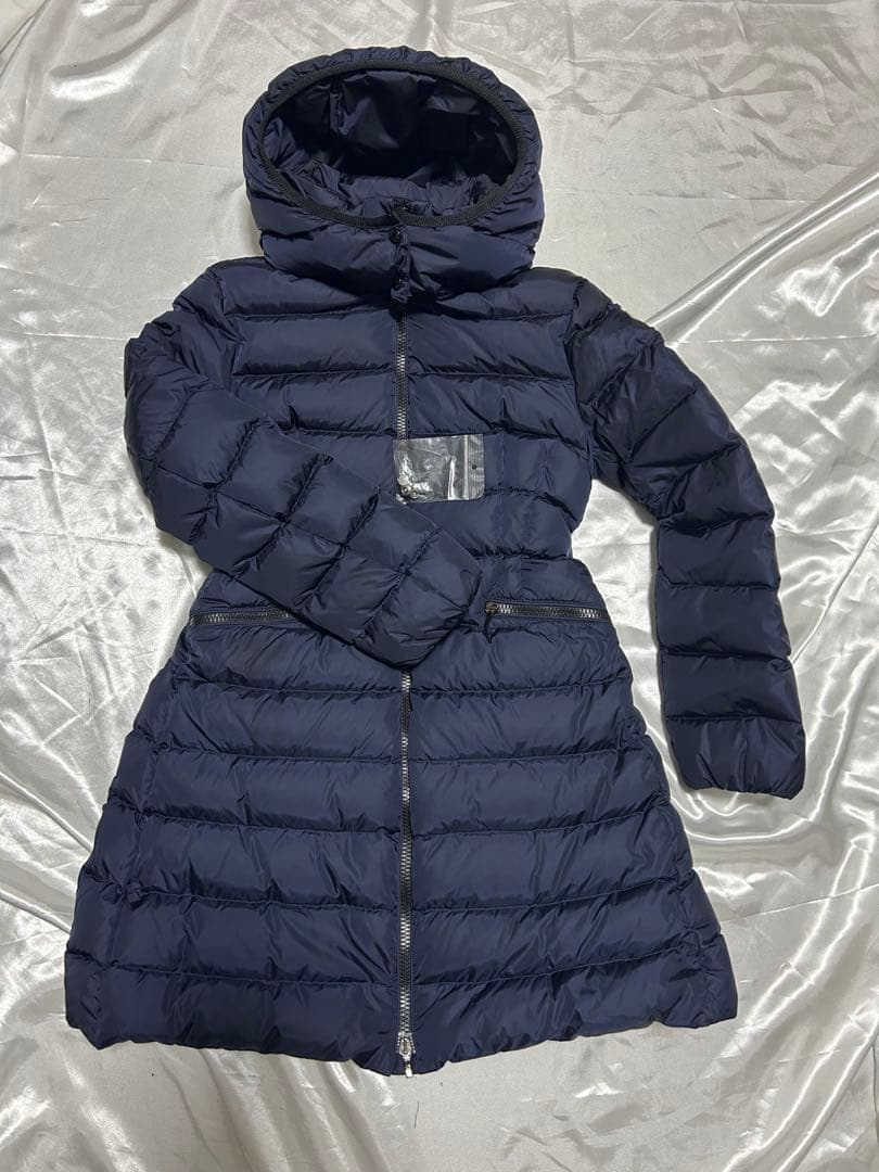 美品MONCLER モンクレール　シャーパル　ネイビー　12A 大人着用可能