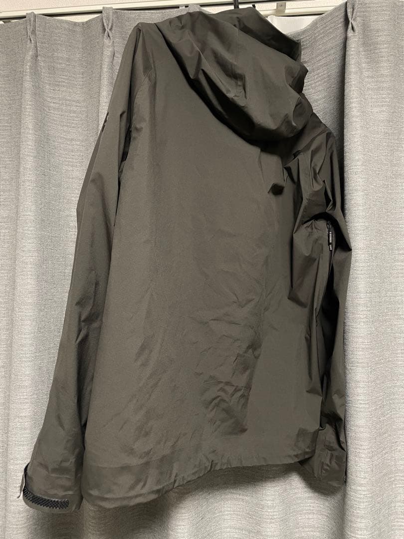 DESCENTE ALLTERRAIN デサント ハードシェルジャケット