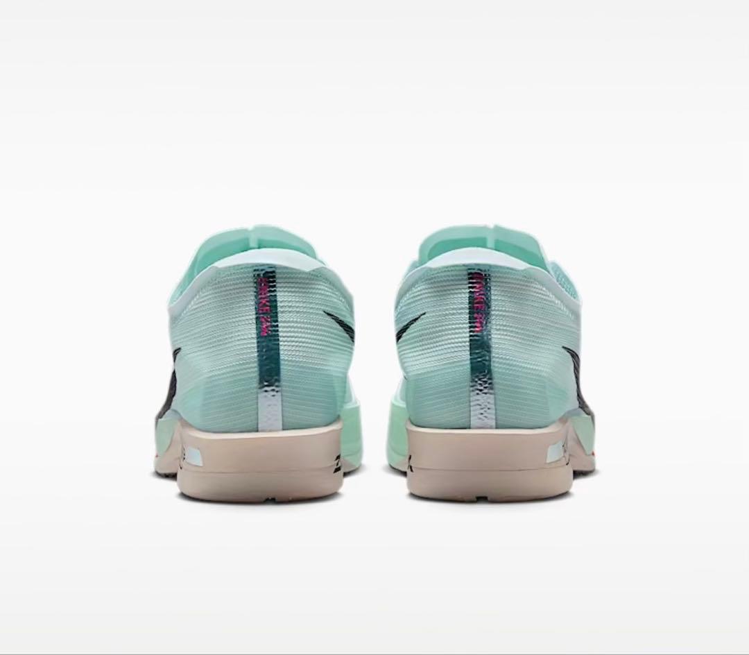 新品 ナイキ ズームXストリークフライ2 27㎝