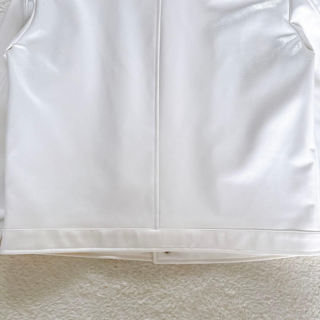 新品タグ付き✨【ZARA】光沢フェイクレザージャケット オフホワイト Mサイズ