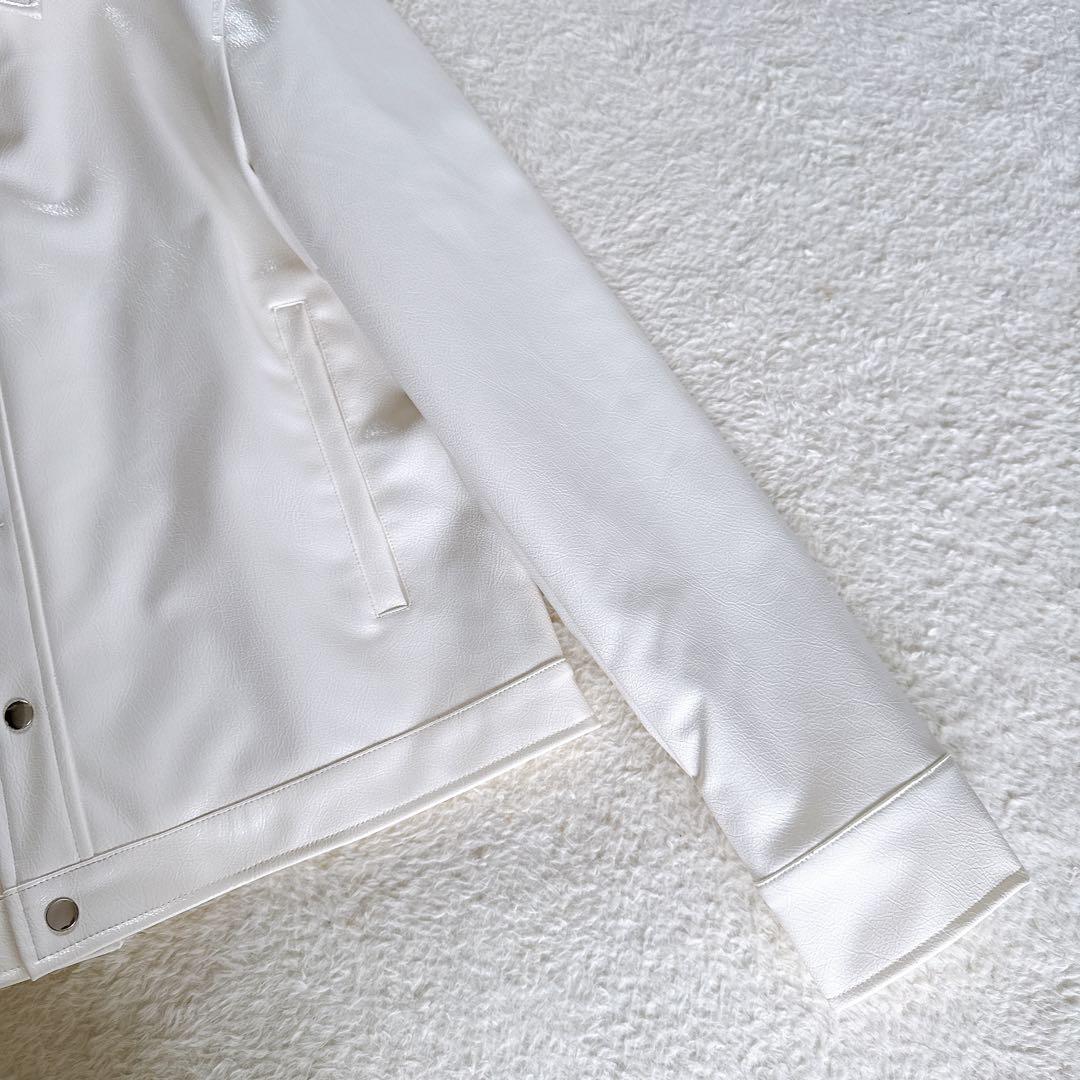 新品タグ付き✨【ZARA】光沢フェイクレザージャケット オフホワイト Mサイズ