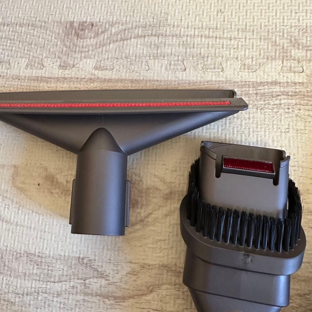 dyson ダイソン デジタルスリム フラフィ 掃除機 SV18