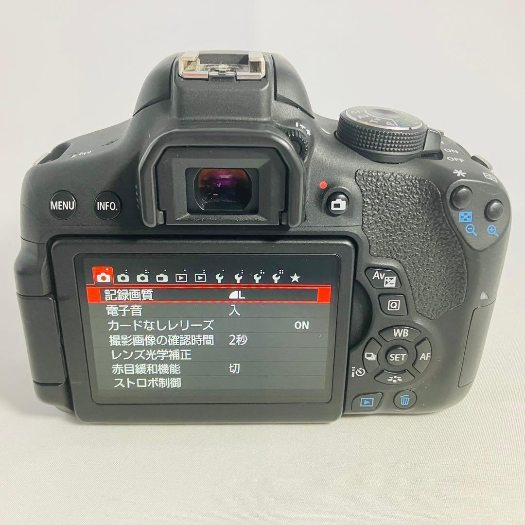 キヤノン Kiss X8i☆美品✨高性能STM標準レンズ付 Wi-Fi タッチ♪