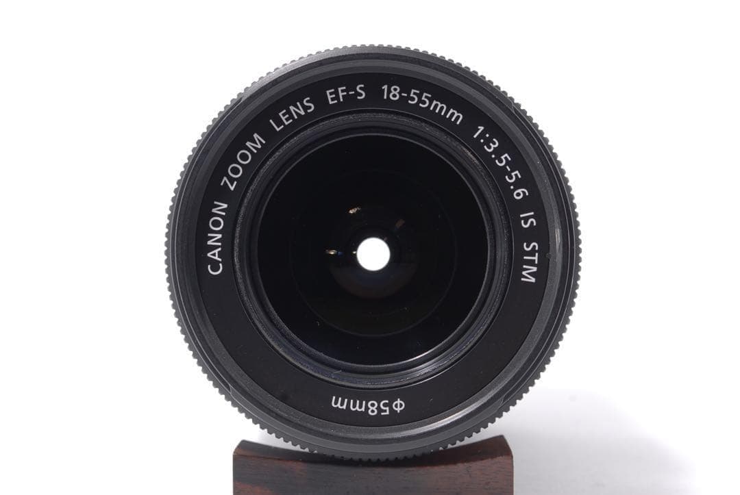 キヤノン Kiss X8i☆美品✨高性能STM標準レンズ付 Wi-Fi タッチ♪