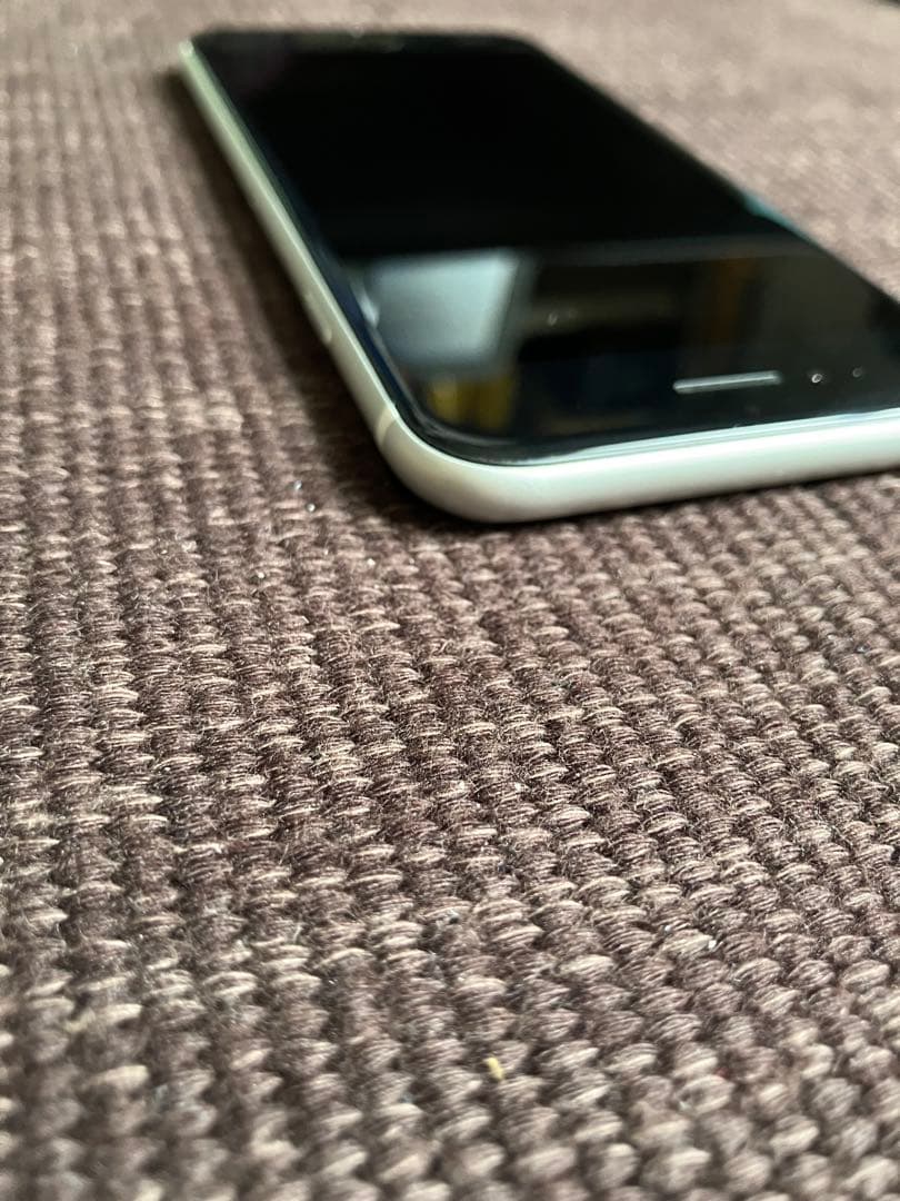 iPhone SE 第2世代 64GBジャンク