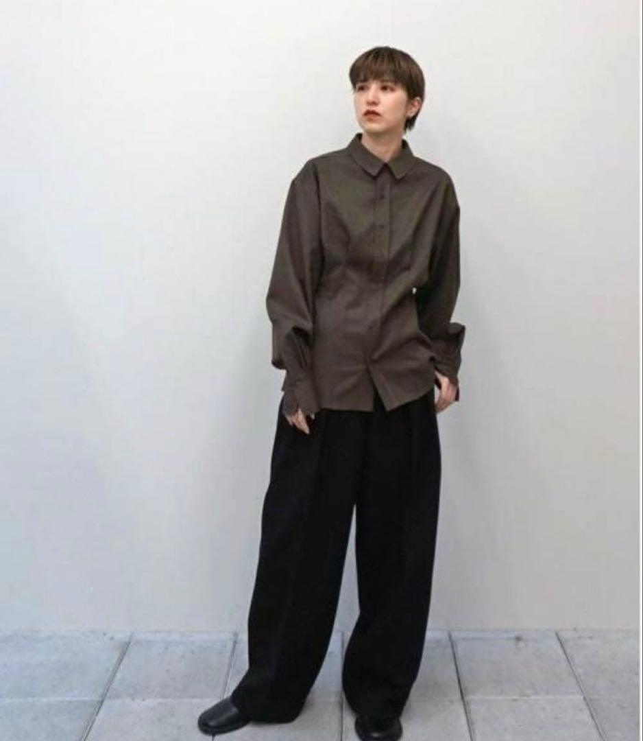 ⭐️美品⭐️ free sizeトゥデイフル　ウエストタックシャツ　ブラウン