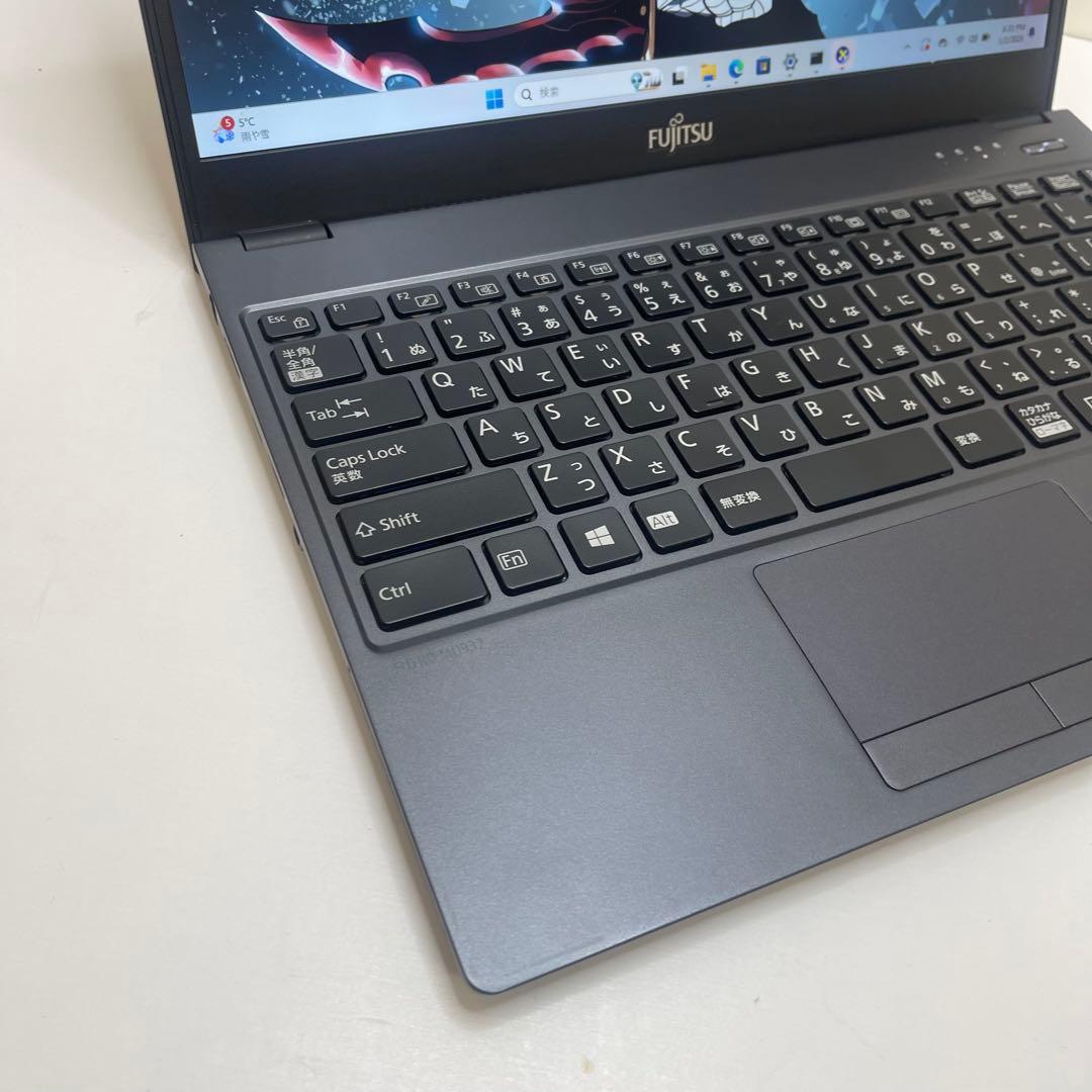 #719 富士通 FUTRO MU937 Win11 8GB SSD256GB