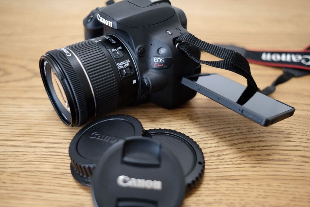 Canon EOS Kiss X9 本体 + レンズセット