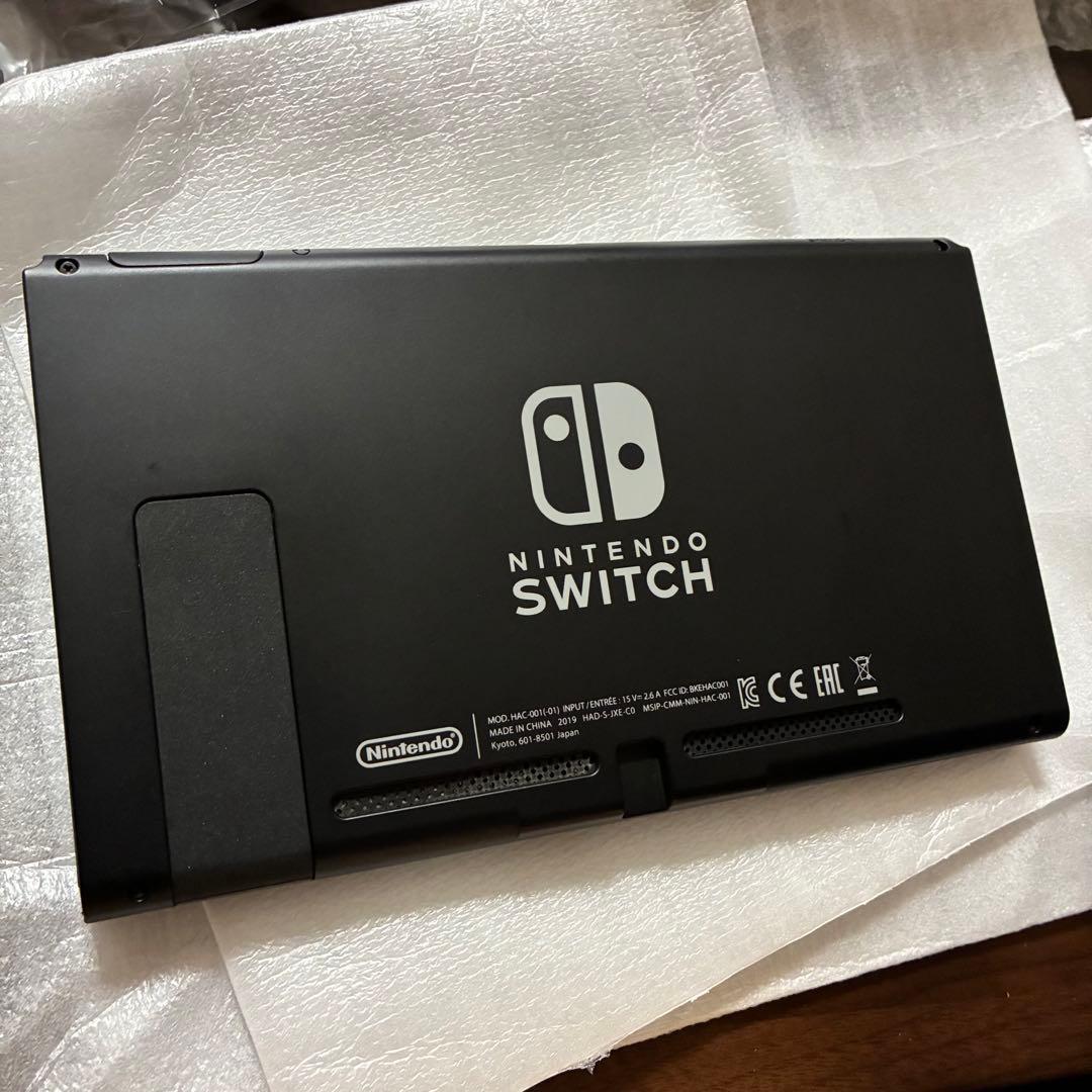 Nintendo Switch 本体 キャリングケース、128GBのSDカード付