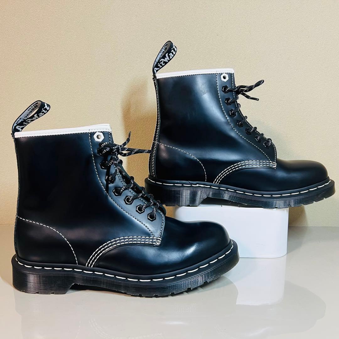 【数回使用程度】ドクターマーチン 8ホールブーツ 27303 UK6 ブラック