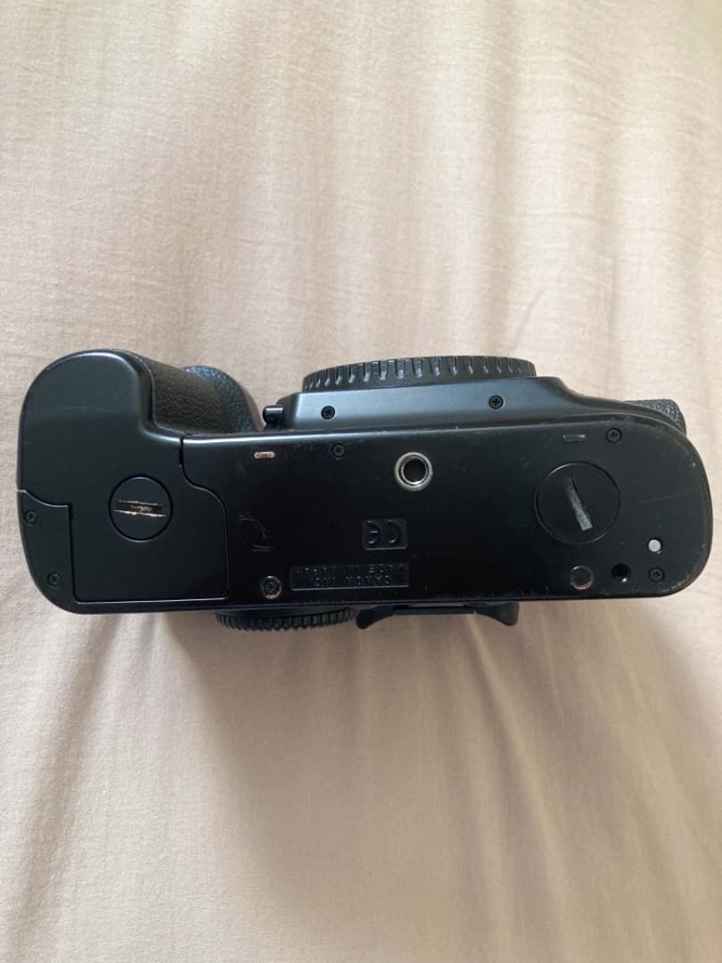 美品　＊Canon EOS-1V　フィルム一眼レフカメラ