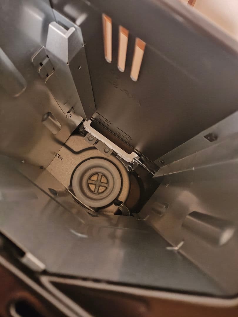 R*ド様 Aladdin AKP-S248 石油ストーブ新品未使用品