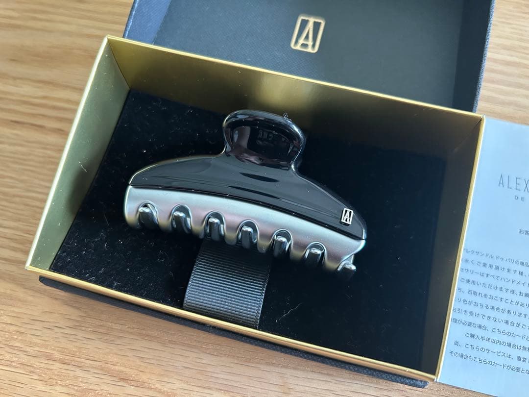 アレクサンドルドゥパリ Mクリップ （ブラック×シルバー）