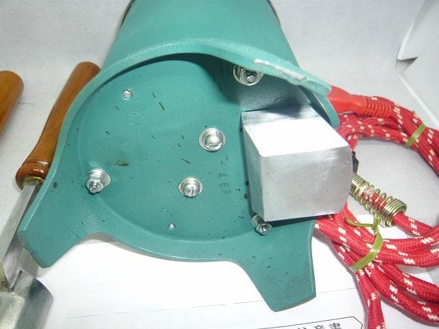 30日までお値引き中　美品　家庭科教材　電化鏝　和裁こて 　和裁コテ　鏝２本付