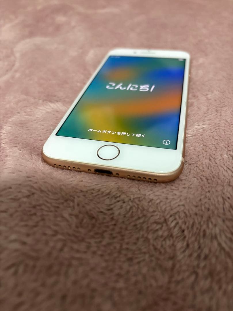 【中古美品】Apple iPhone8 64GB