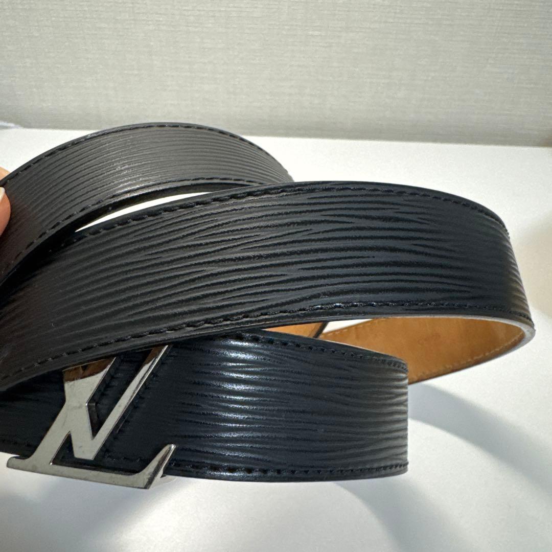 Louis Vuitton エピ サンチュール イニシャルベルト　95/38
