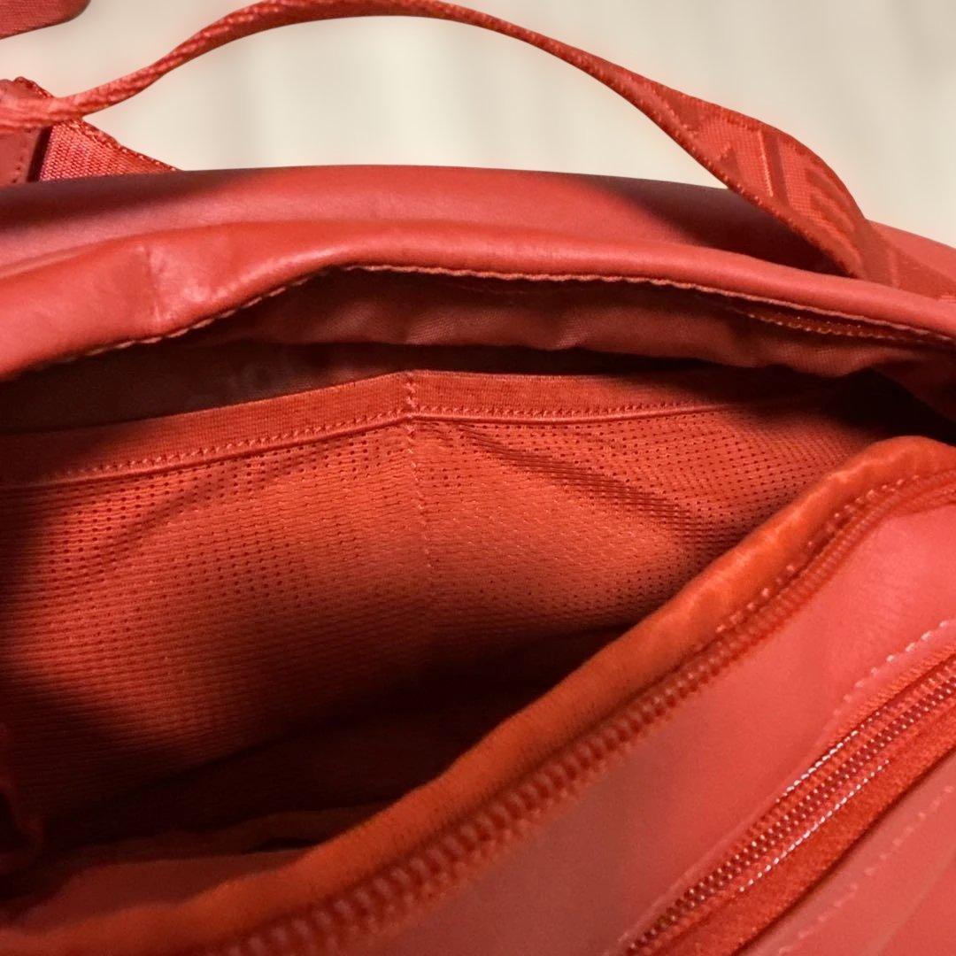 バッグ Supreme Leather Waist Bag \"Red\" (FW23)
