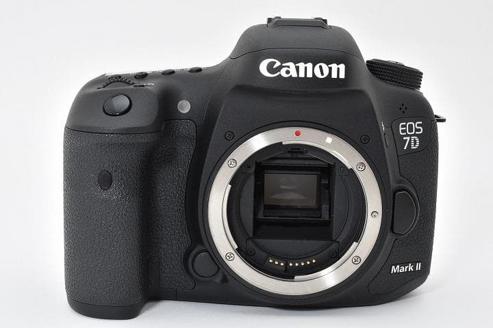 15688 Canon EOS 7D Mark II キヤノン 2136ショット
