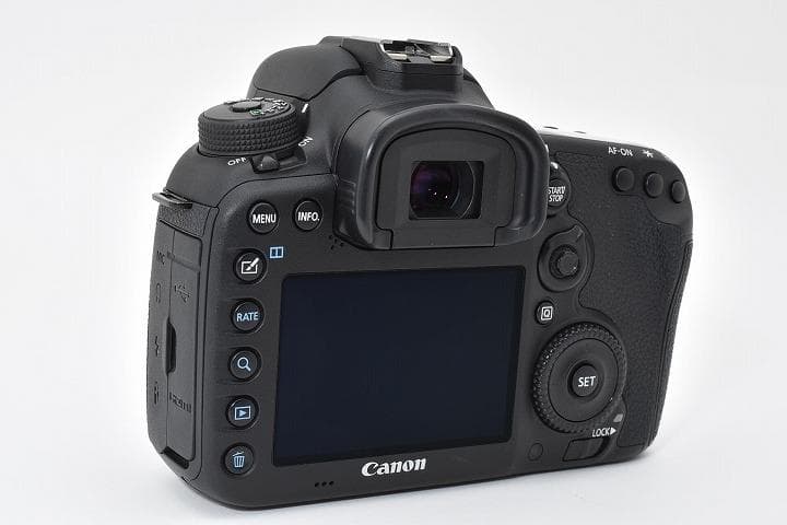 15688 Canon EOS 7D Mark II キヤノン 2136ショット
