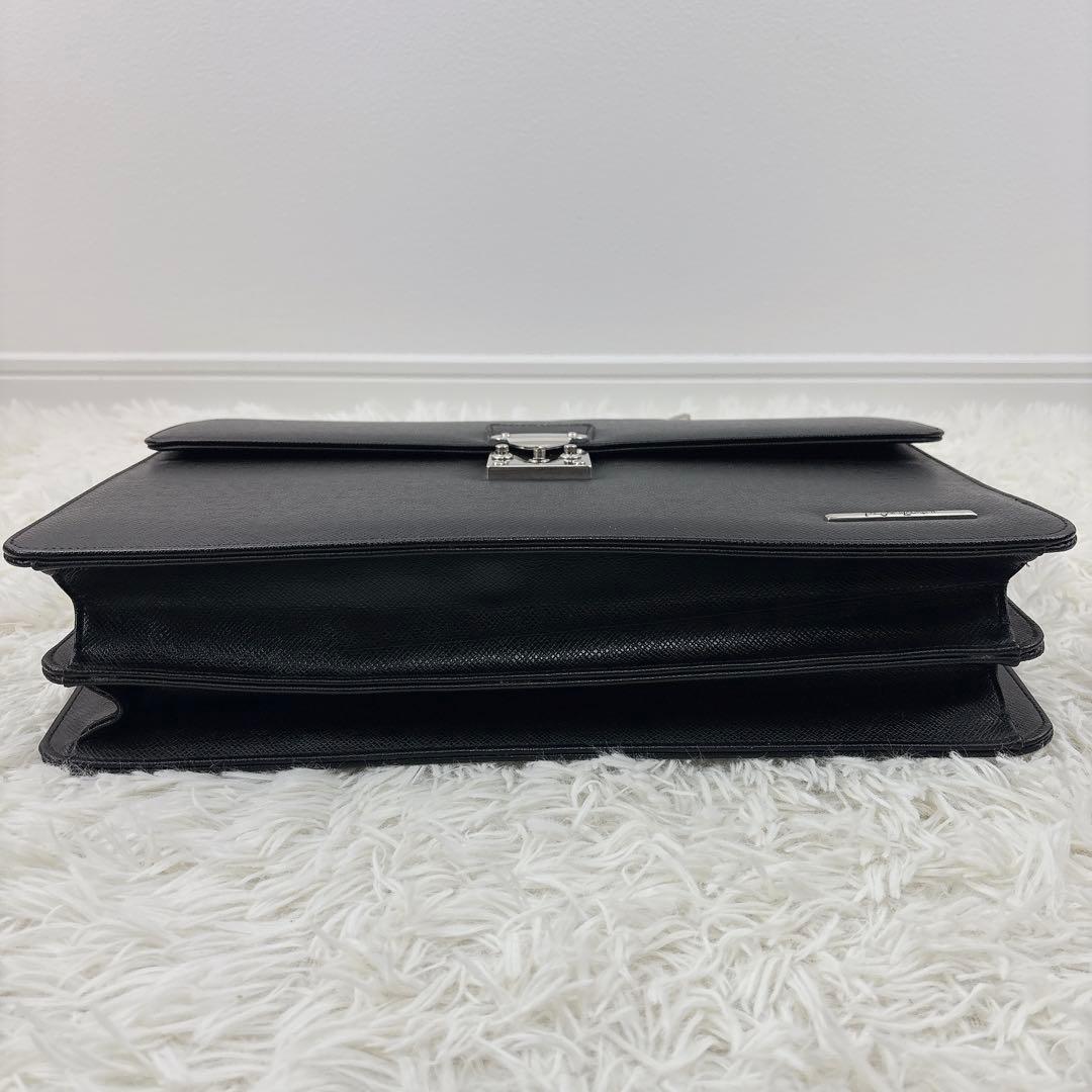 YSLイヴサンローラン ブリーフケース 黒 鍵付き フラップ オールレザー