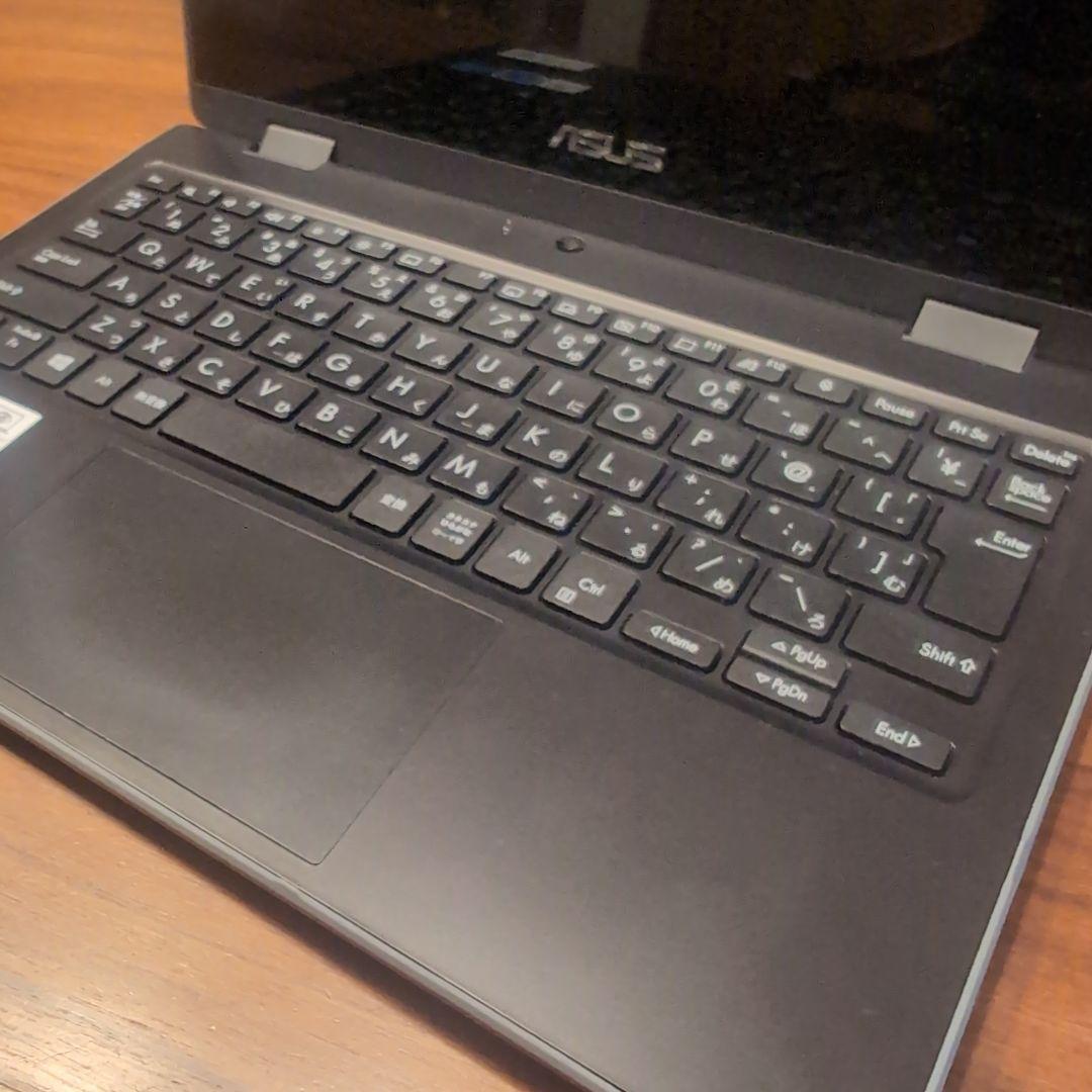 ASUS B1100FKA/11.6型ワイド　4GB/ダークグレー