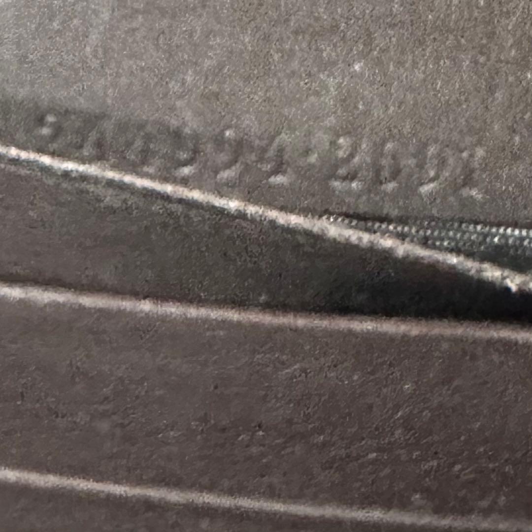 良品‼️ グッチ　GUCCI 財布　長財布　シマレザー　ラウンドファスナー