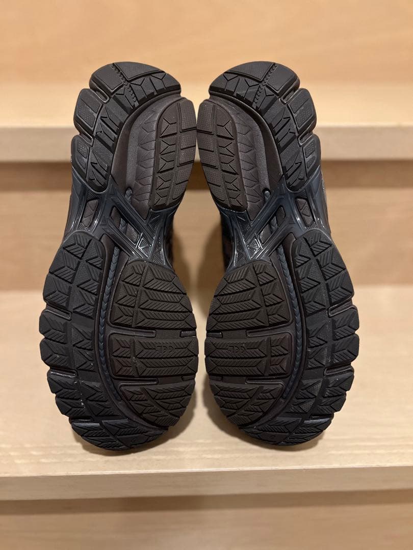 g*g様 asics GEL-KAYANO 20 DARKCHERRY/BLAC