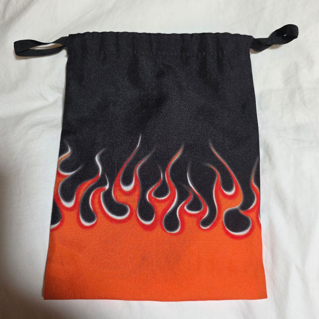 PRADA　プラダ　サフィアーノレザー　トライアングル　折財布　ミント　パステル