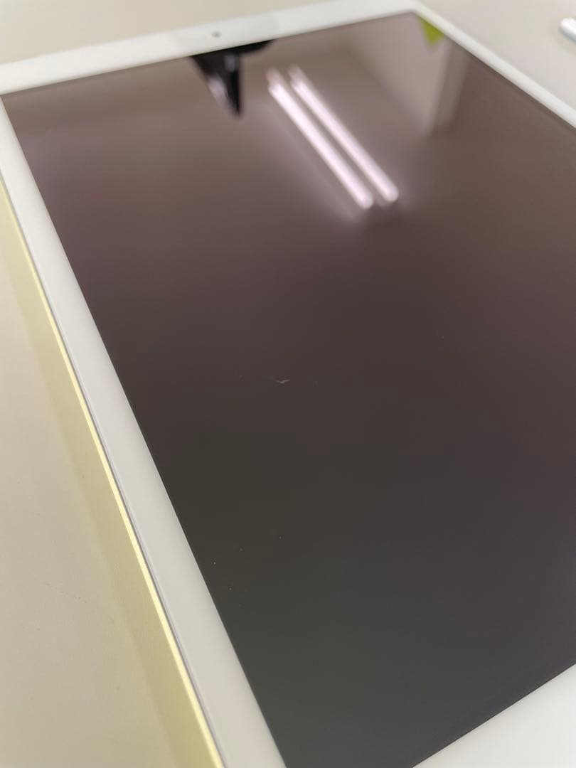 【ジャンク品】iPad 第7世代 128G Wi-Fi+Cellular