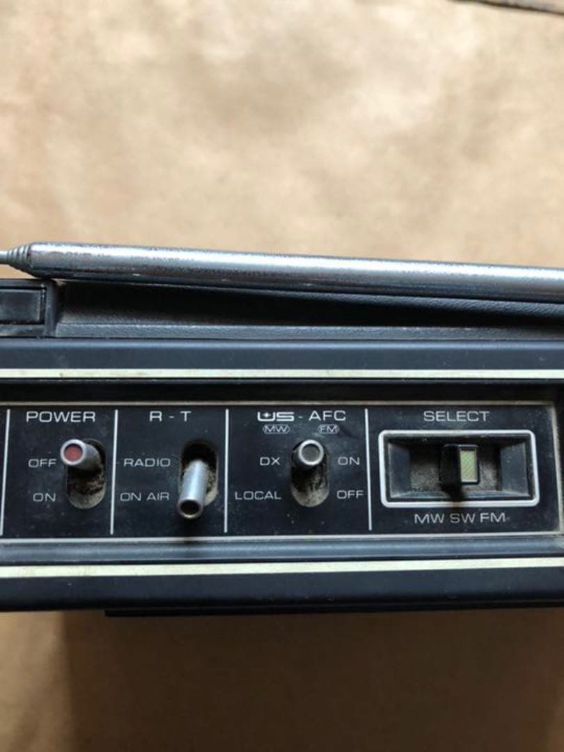 TOSHIBA MODEL RP750FT MW/SM/FM ラジオ