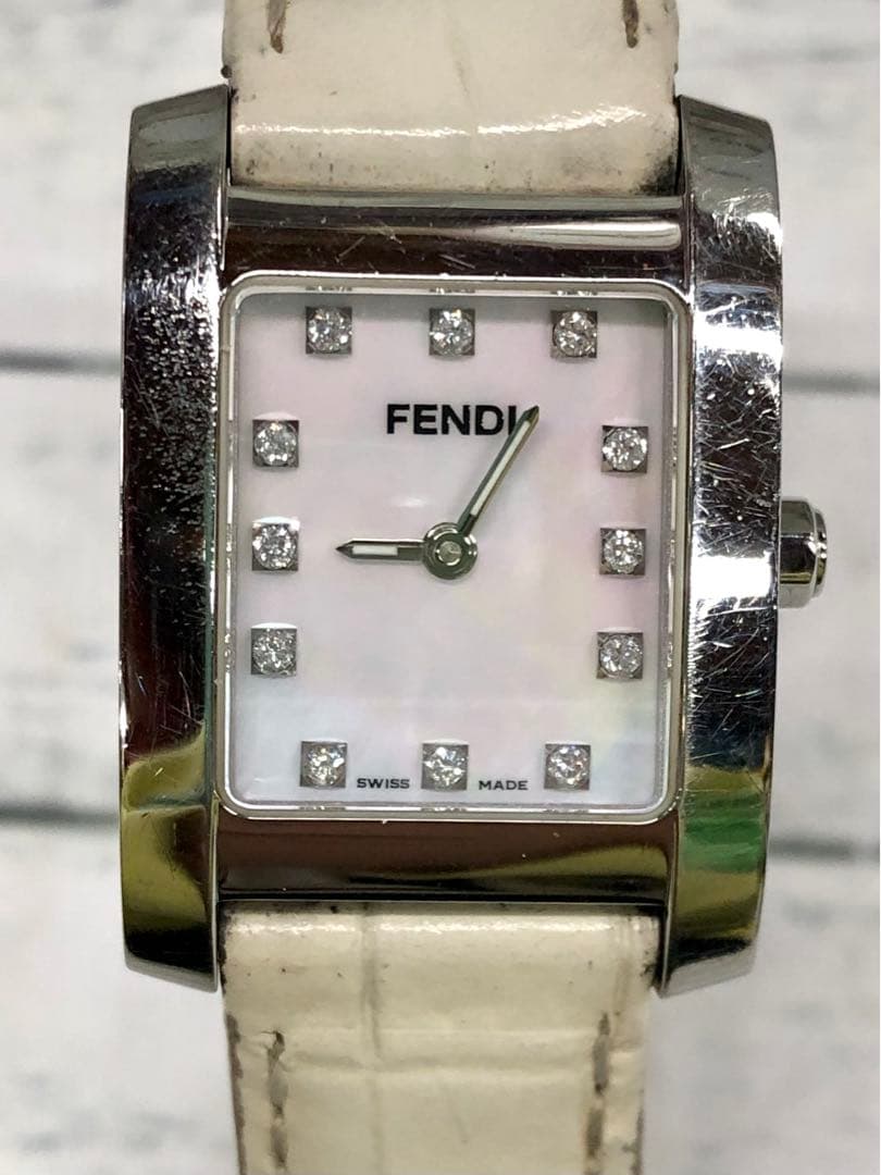 FENDI フェンディ 7000L 12PD シェル文字盤 腕時計　6861T