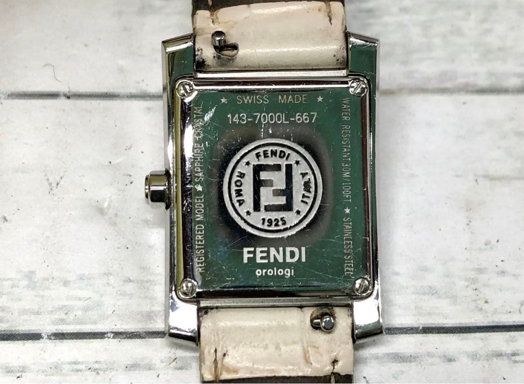 FENDI フェンディ 7000L 12PD シェル文字盤 腕時計　6861T
