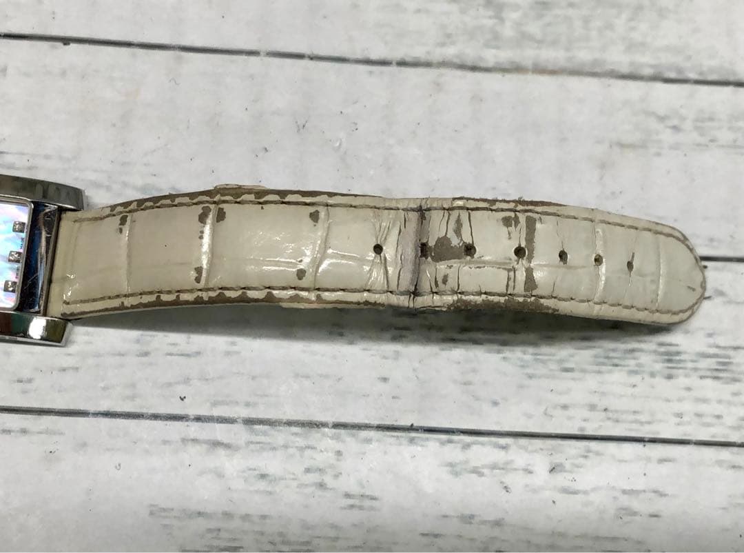 FENDI フェンディ 7000L 12PD シェル文字盤 腕時計　6861T