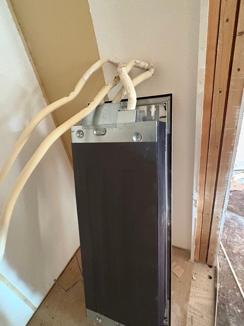 展示場　埋め込み式　三菱電機エアコン 引き取り❗️