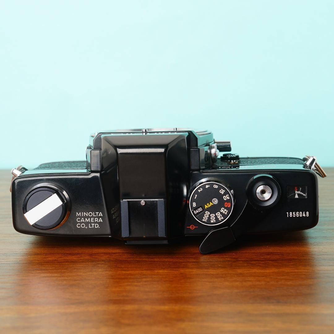 [美品] 完動品◎ミノルタ SRT101 ブラック ボディ フィルムカメラ 48