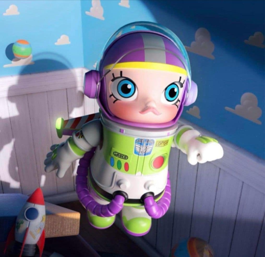 BUZZ LIGHTYEAR MOLLY 400% 　ポップマート　ラブブ