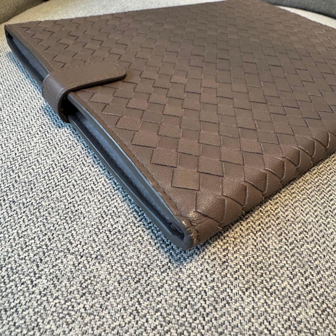 ボッテガ ヴェネタ イントレチャート iPad タブレットケース ブラウン